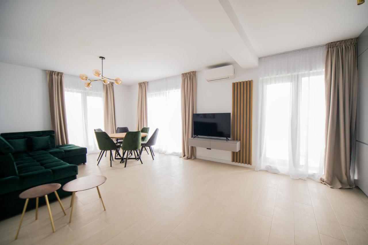 Luxury Promenada Apartment - Frontal Beachfront Mamaia Nord Navodari Dış mekan fotoğraf