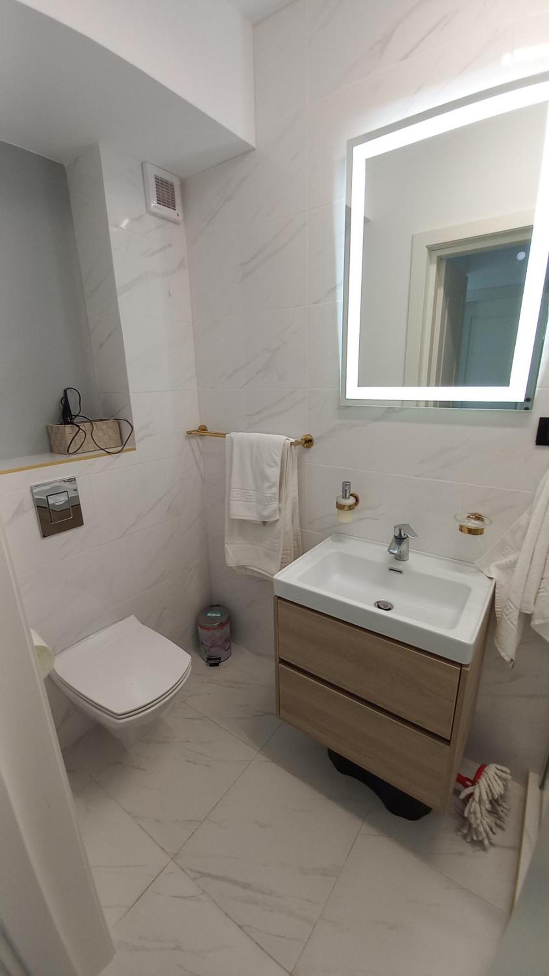 Luxury Promenada Apartment - Frontal Beachfront Mamaia Nord Navodari Dış mekan fotoğraf